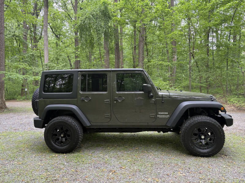 2015-jeep-wrangler-unlimited-sport-4x4-4dr-suv (7)