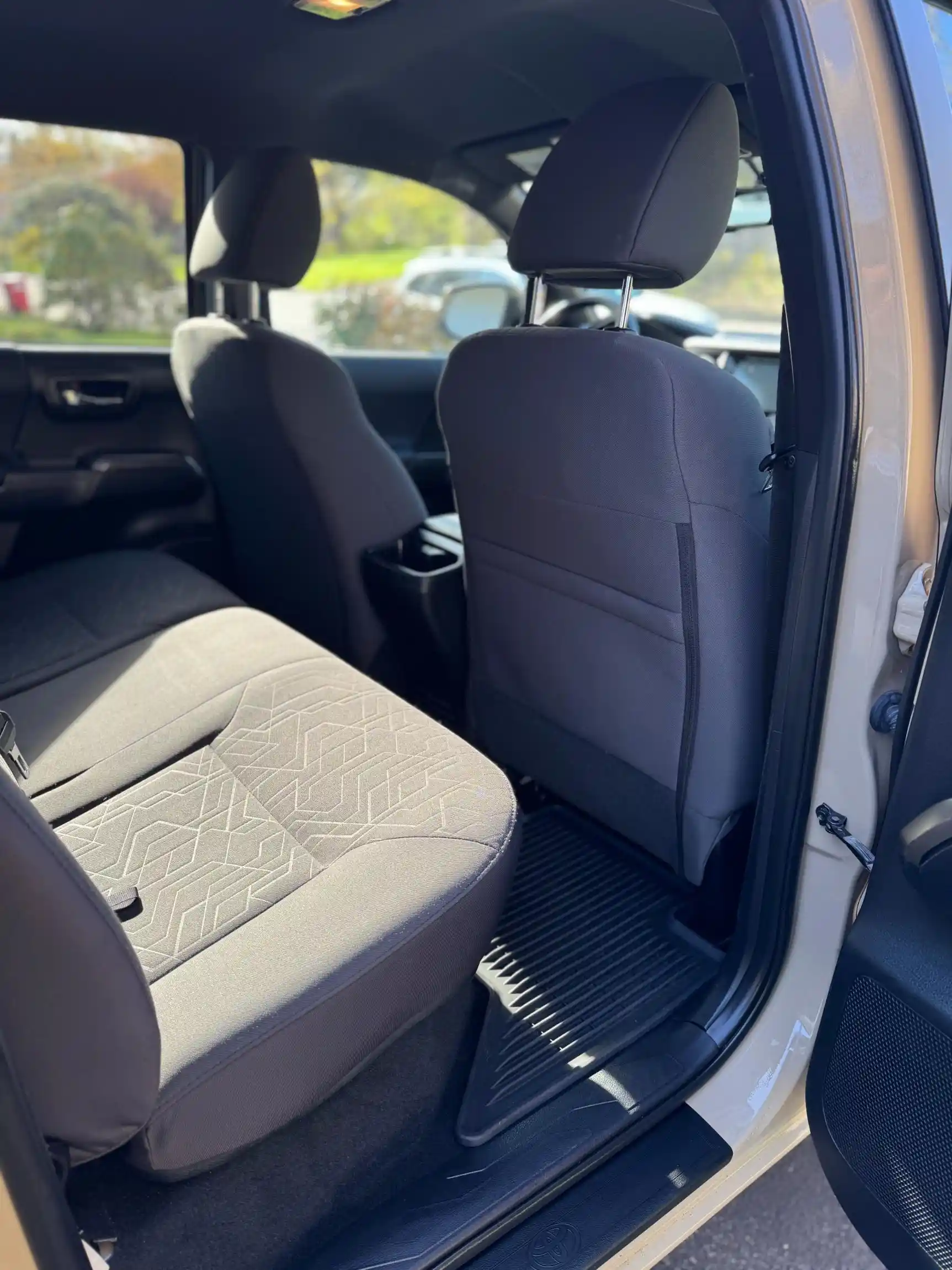 2016-toyota-tacoma-double-cab-trd-pro-for-sale-03