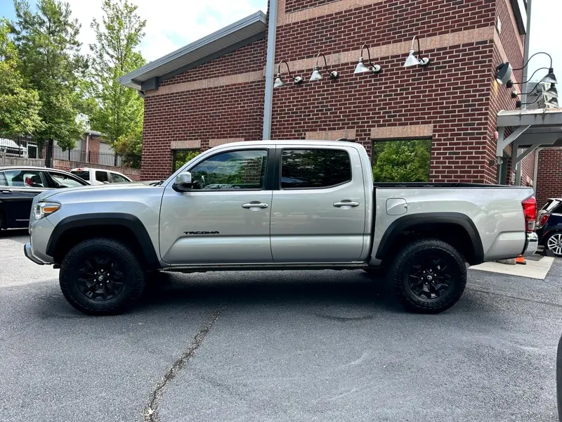 2016-toyota-tacoma-for-sale-02