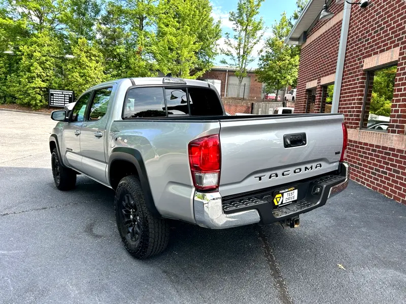 2016-toyota-tacoma-for-sale-03