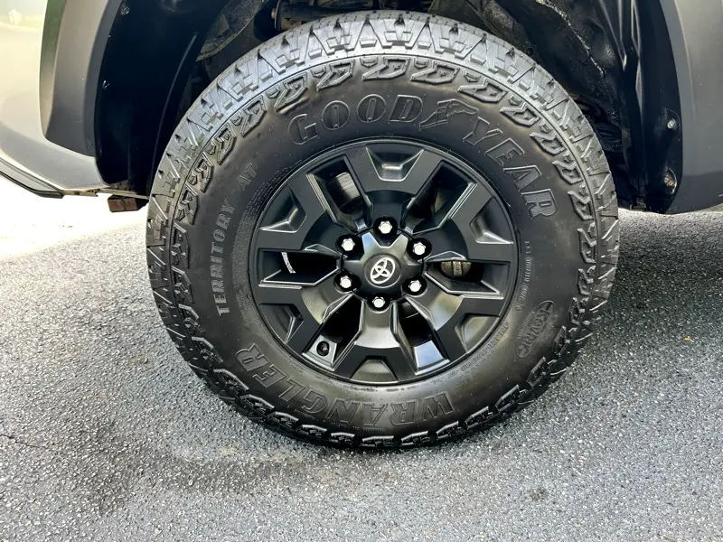 2016-toyota-tacoma-for-sale-14