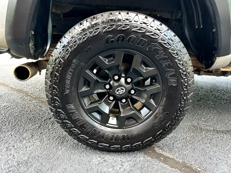 2016-toyota-tacoma-for-sale-15