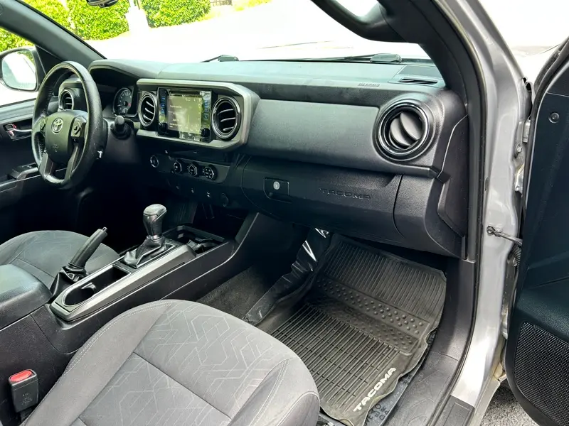2016-toyota-tacoma-for-sale-24