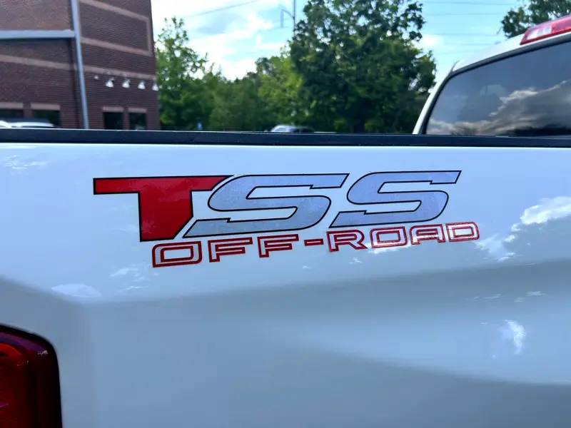2018-toyota-tundra-sr5-v8-for-sale-05