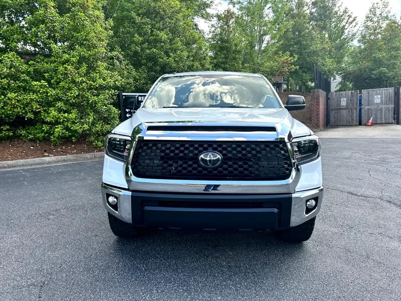 2018-toyota-tundra-sr5-v8-for-sale-08
