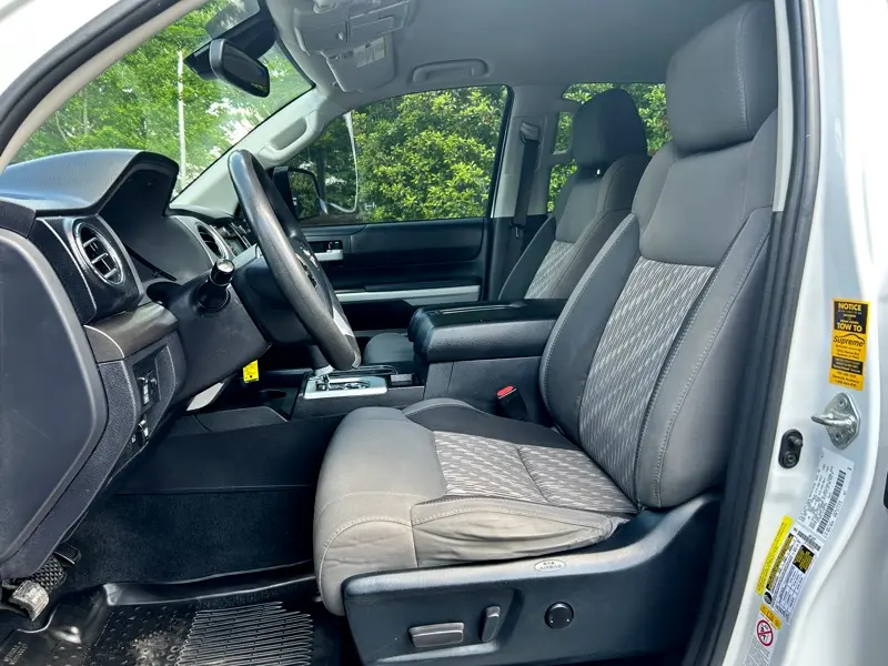 2018-toyota-tundra-sr5-v8-for-sale-14