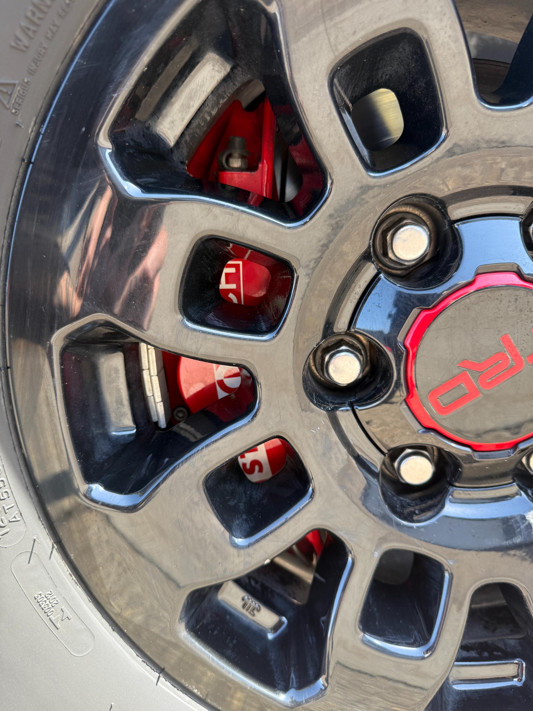 2019-toyota-tacoma-trd-pro-for-sale-idaho-15