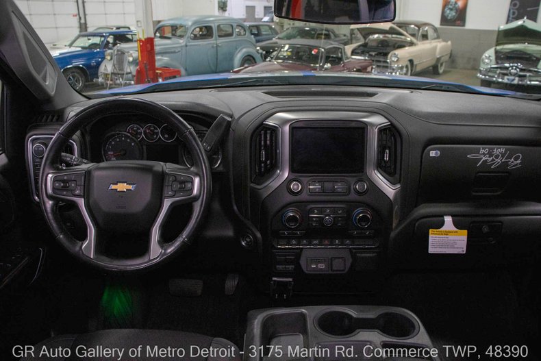 2021-chevrolet-silverado-1500-lt (11)