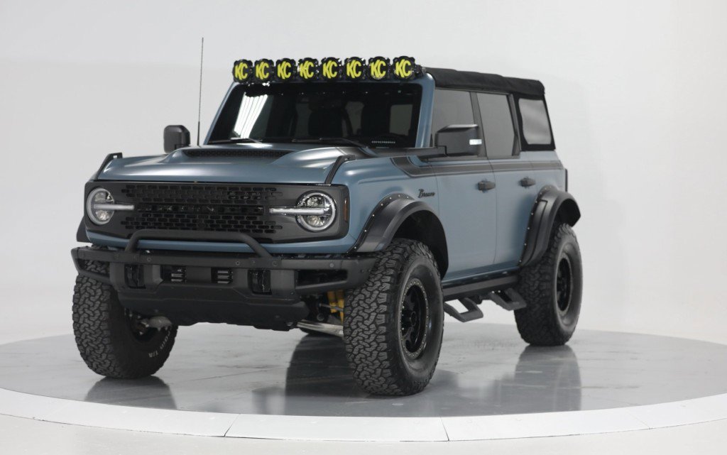 2021-ford-bronco-badlands-4wd-manual-for-sale-01