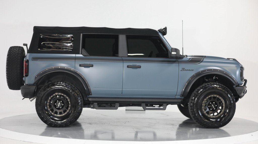2021-ford-bronco-badlands-4wd-manual-for-sale-05