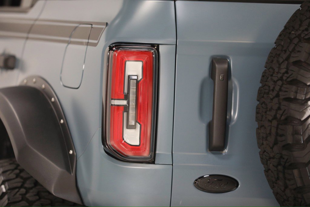 2021-ford-bronco-badlands-4wd-manual-for-sale-10