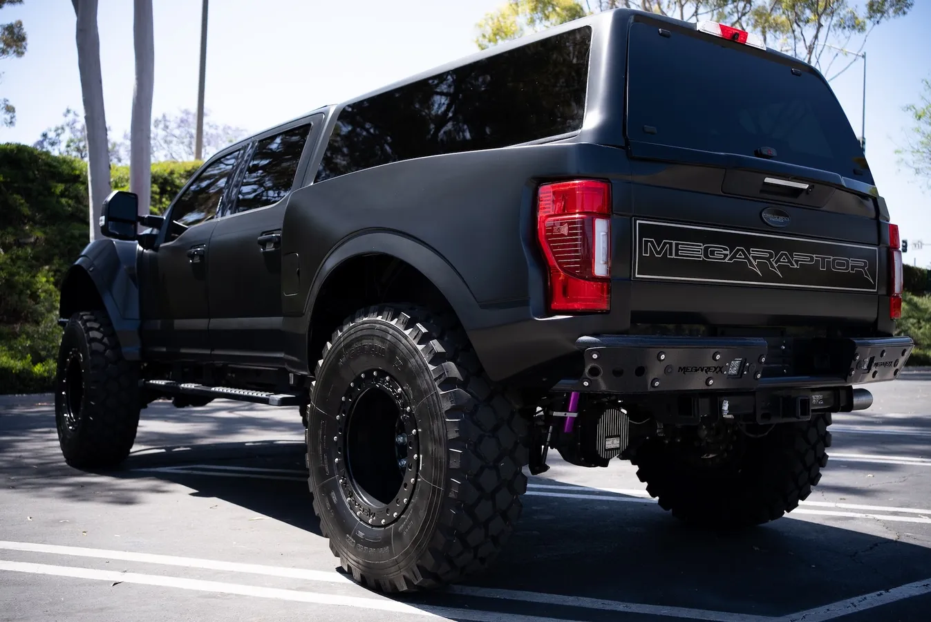2021-ford-f250-megarexx-for-sale-02
