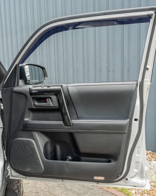 2021-toyota-4runner sr5-premium-for-sale-42