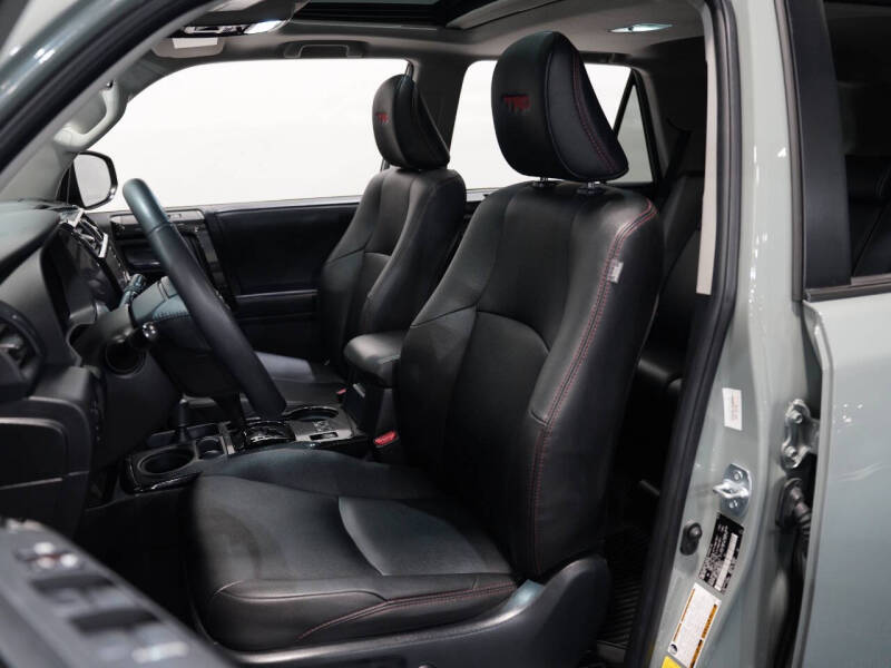 2021-toyota-4runner-trd-pro-4x4-4dr-suv (27)