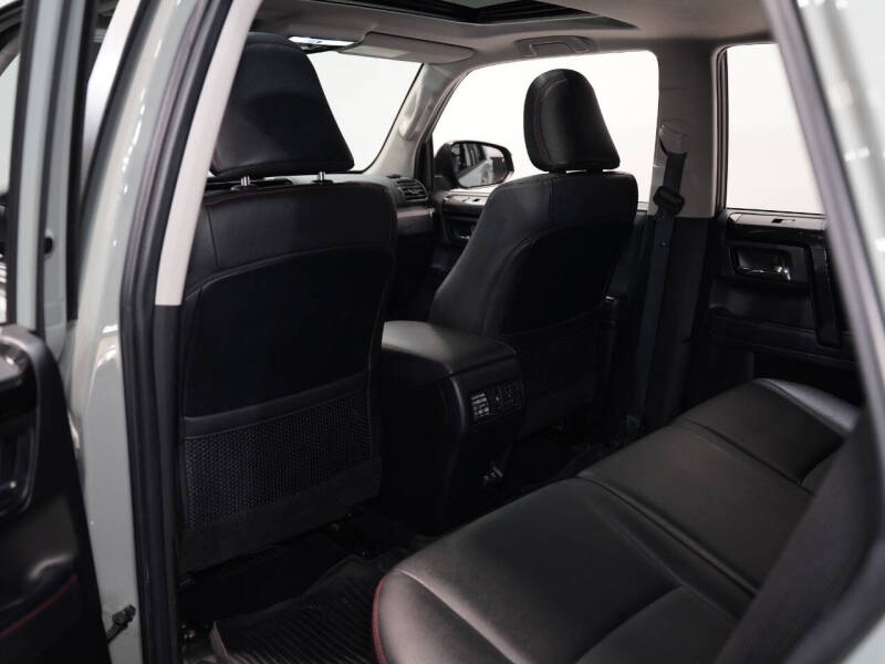 2021-toyota-4runner-trd-pro-4x4-4dr-suv (36)