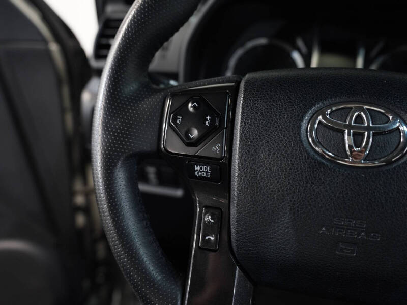 2021-toyota-4runner-trd-pro-4x4-4dr-suv (38)