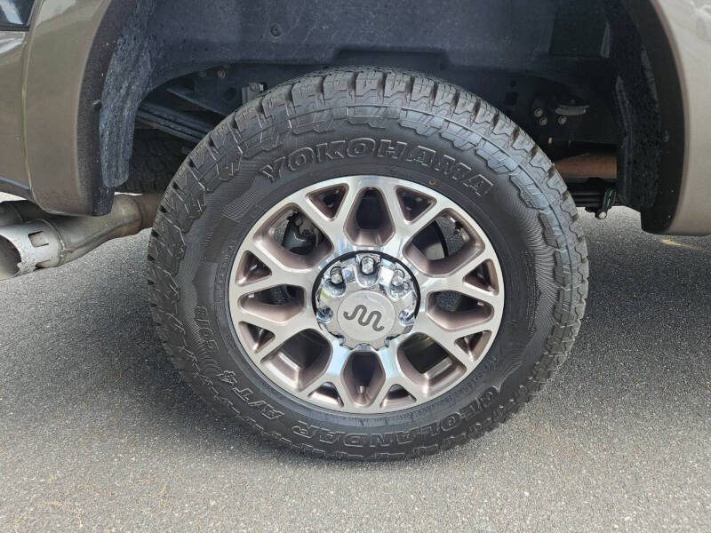 2022-ford-f-250-super-duty-king-ranch-4x4-4dr-crew-cab-6-8-ft-sb-pickup (5)