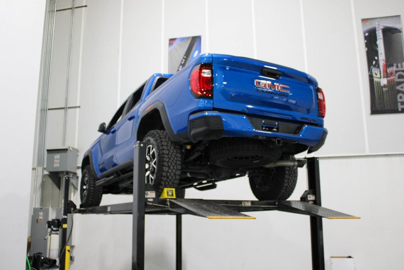 2023-gmc-canyon-at4x (17)