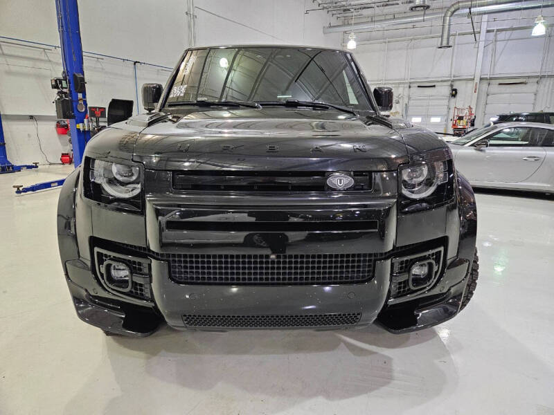 2023-land-rover-defender-110-v8-awd-4dr-suv (12)