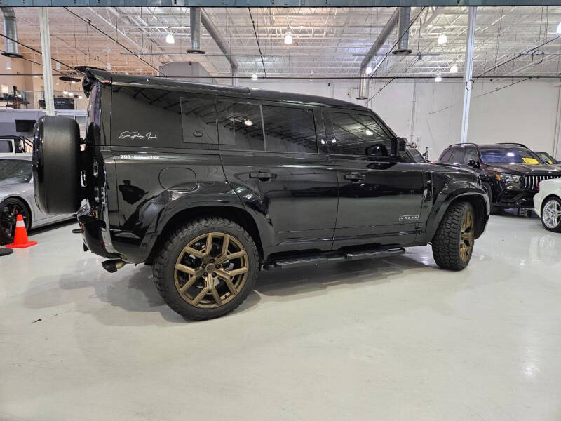 2023-land-rover-defender-110-v8-awd-4dr-suv (5)