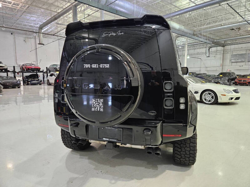 2023-land-rover-defender-110-v8-awd-4dr-suv (6)