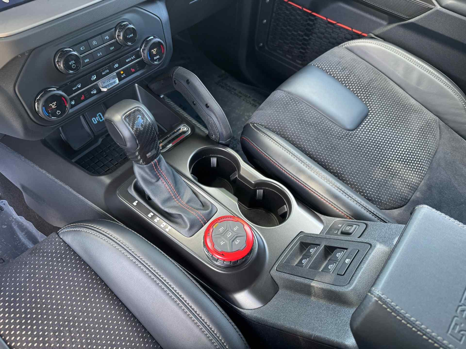 2024-ford-bronco-raptor-for-sale-45