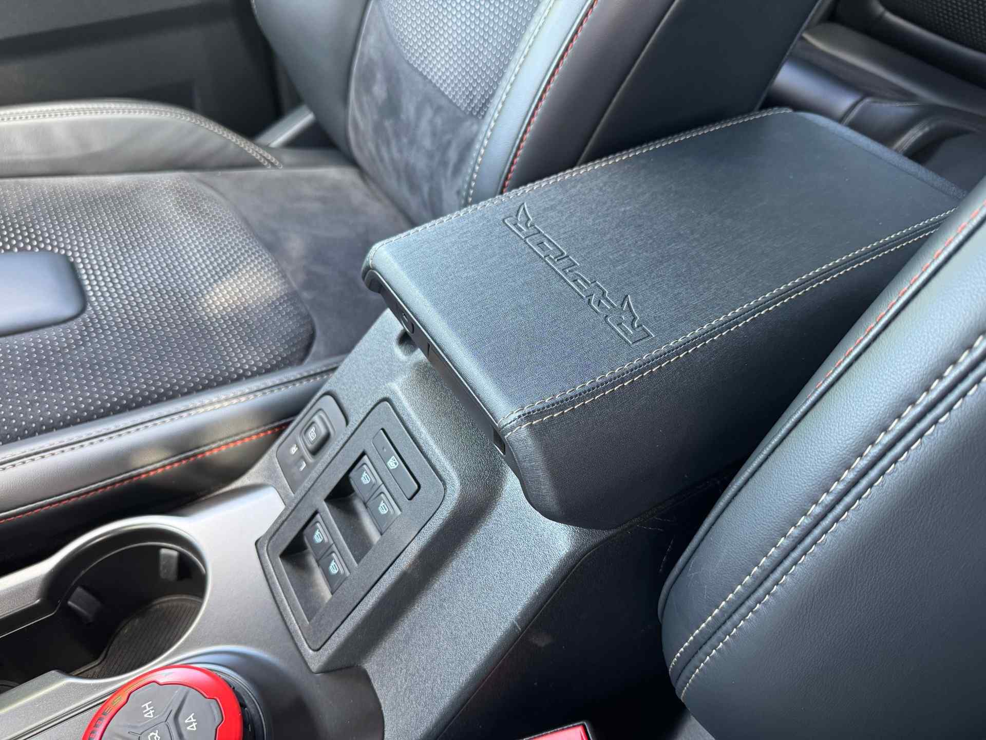 2024-ford-bronco-raptor-for-sale-48