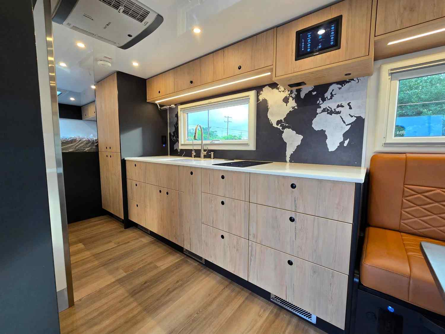 2025-stoyteller-overland-gxv-epic-for-sale-san-antonio-tx-21
