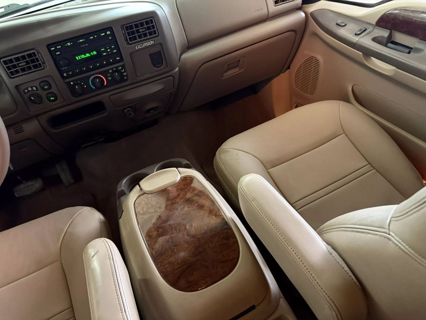 73-power-stroke-tubro-diesel-2001-ford-excursion-limited-for-sale-61