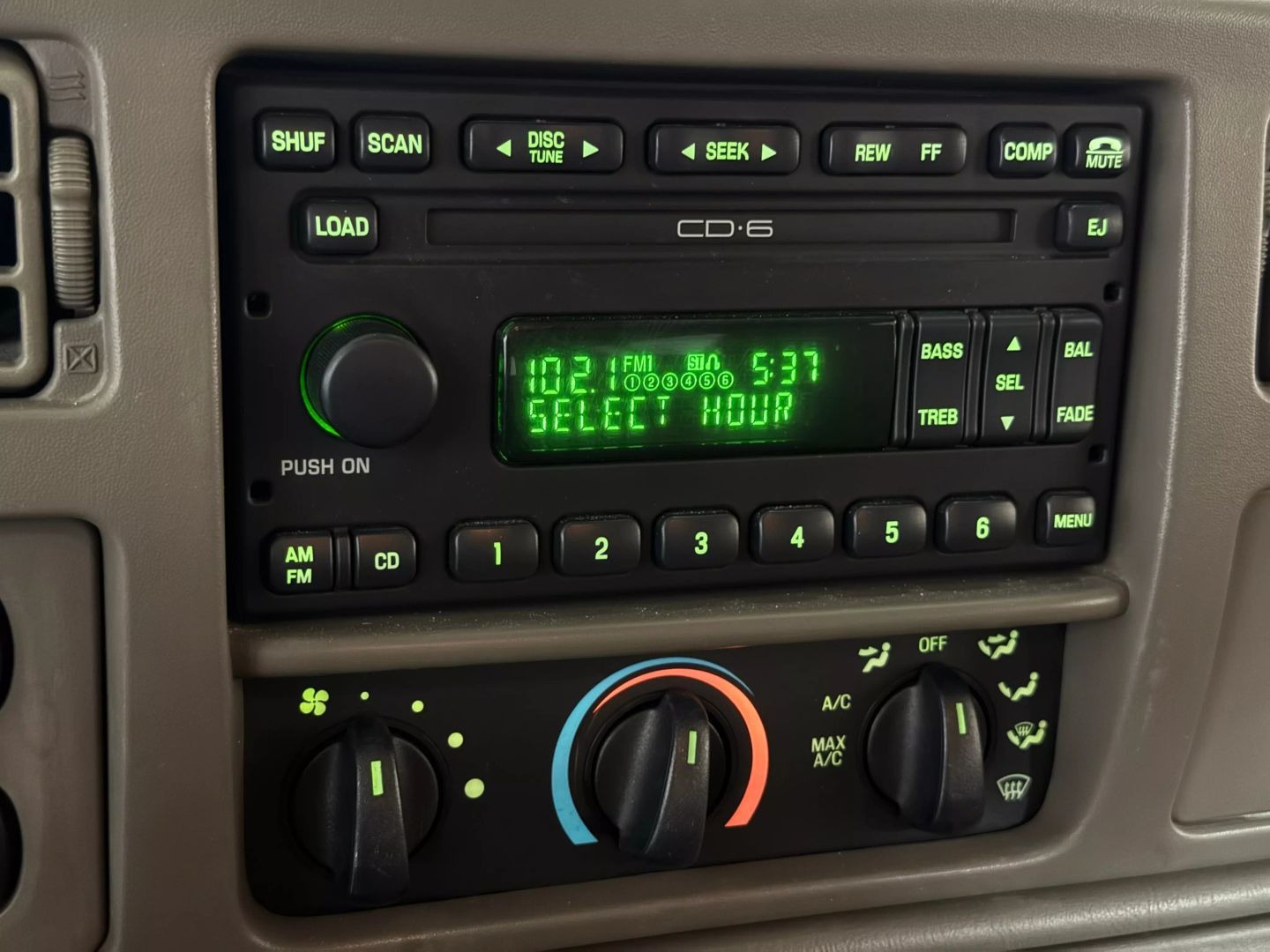 73-power-stroke-tubro-diesel-2001-ford-excursion-limited-for-sale-64