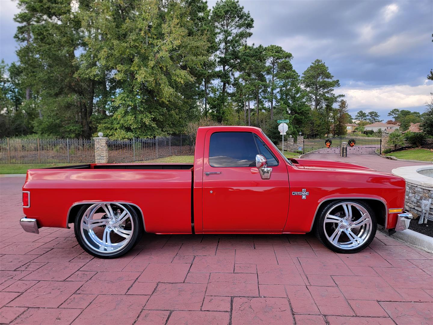 84ChevyC10CayenneLS_3k_for-sale-07