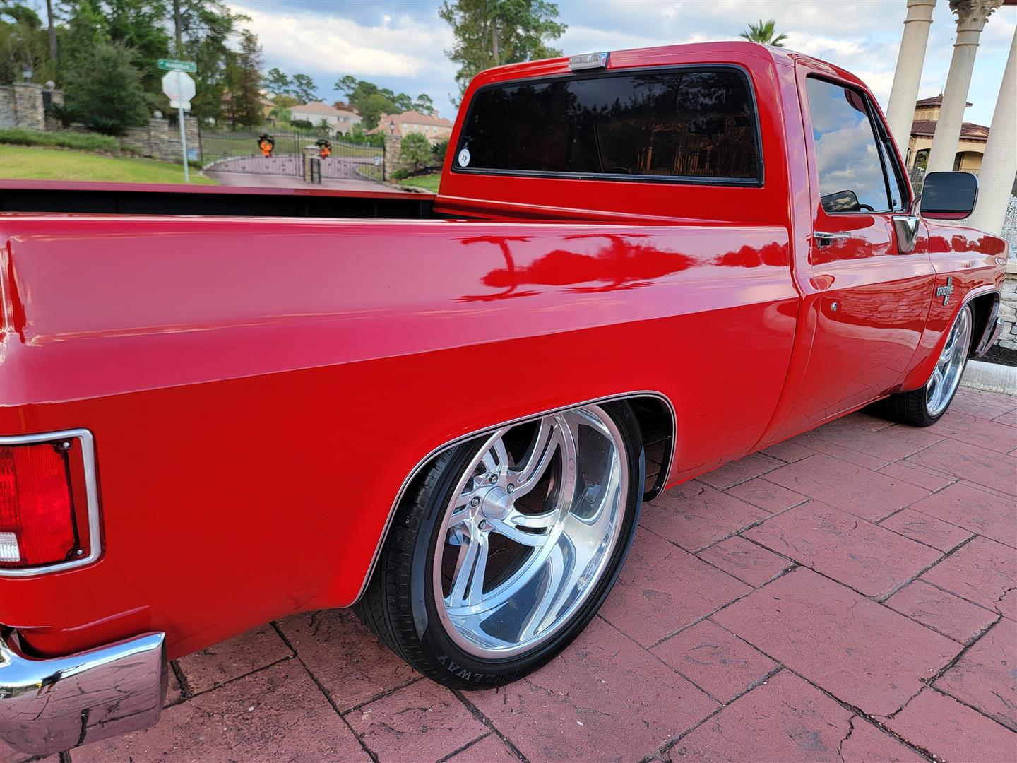 84ChevyC10CayenneLS_3k_for-sale-08
