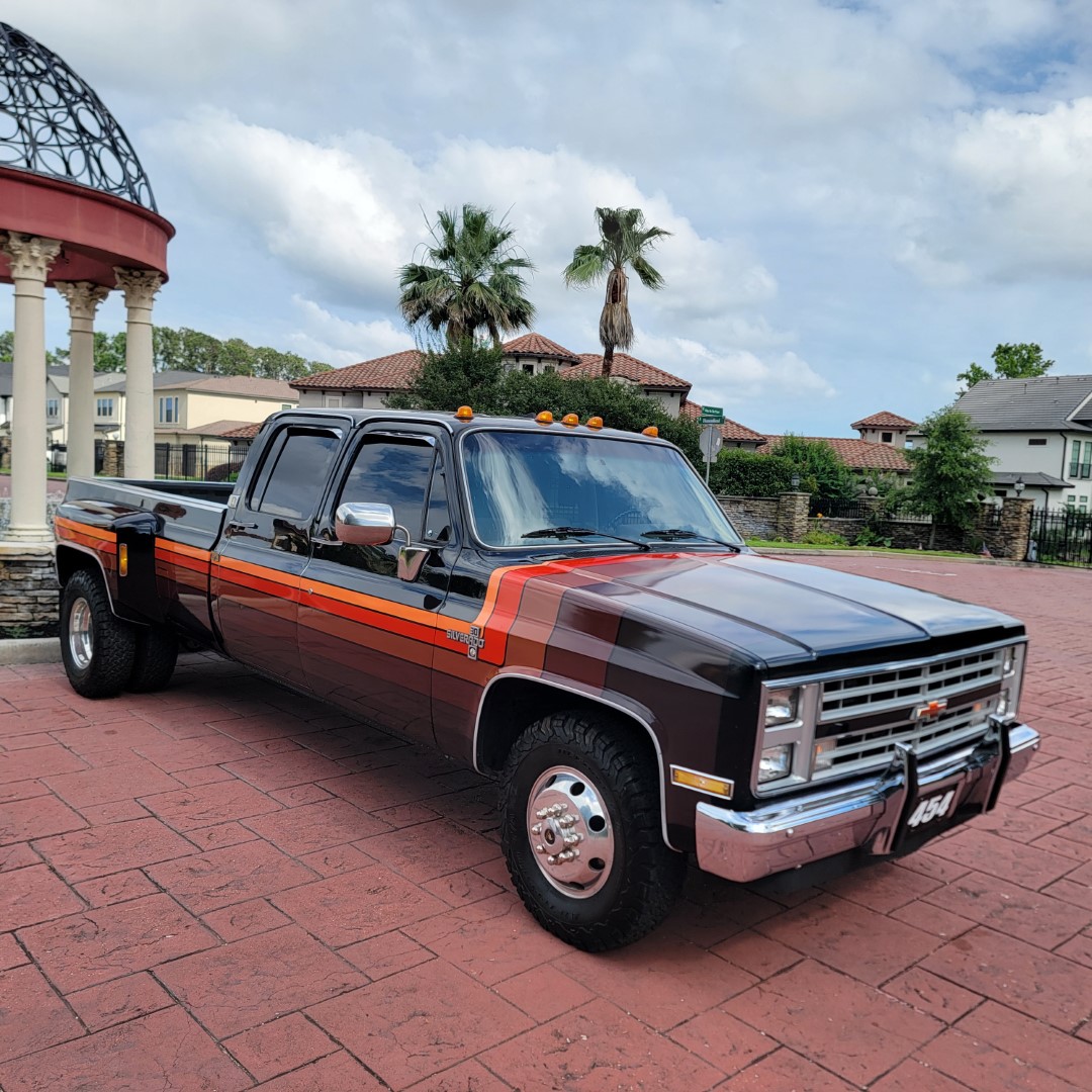 86ChevyC30dually_for-sale-08