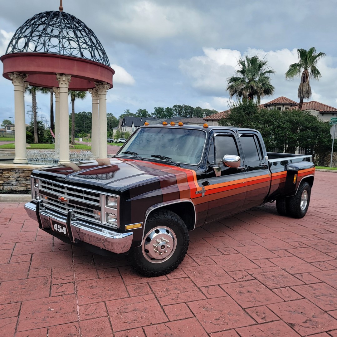 86ChevyC30dually_for-sale-09