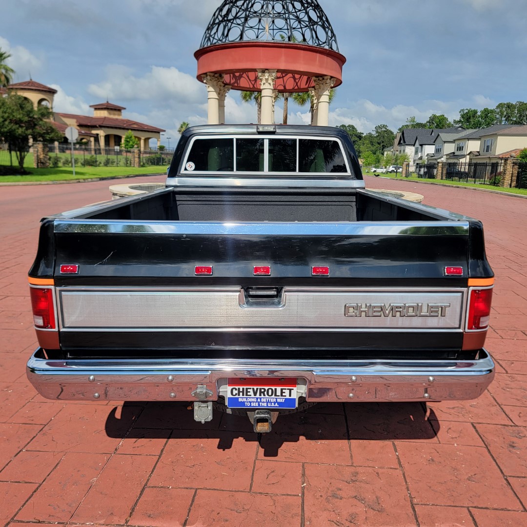 86ChevyC30dually_for-sale-12