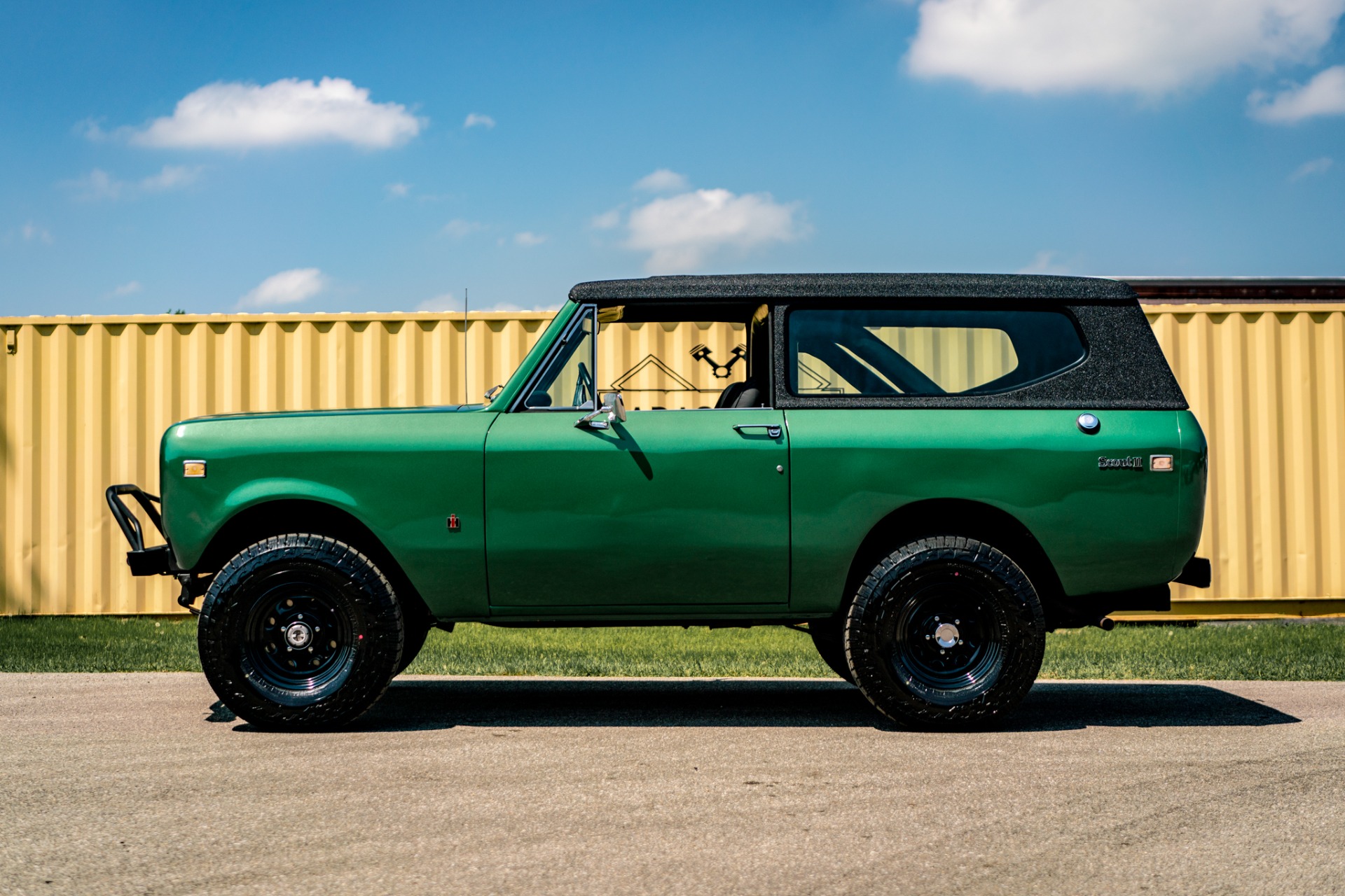 Used-1975-International-Scout-II-1747759884 (9)