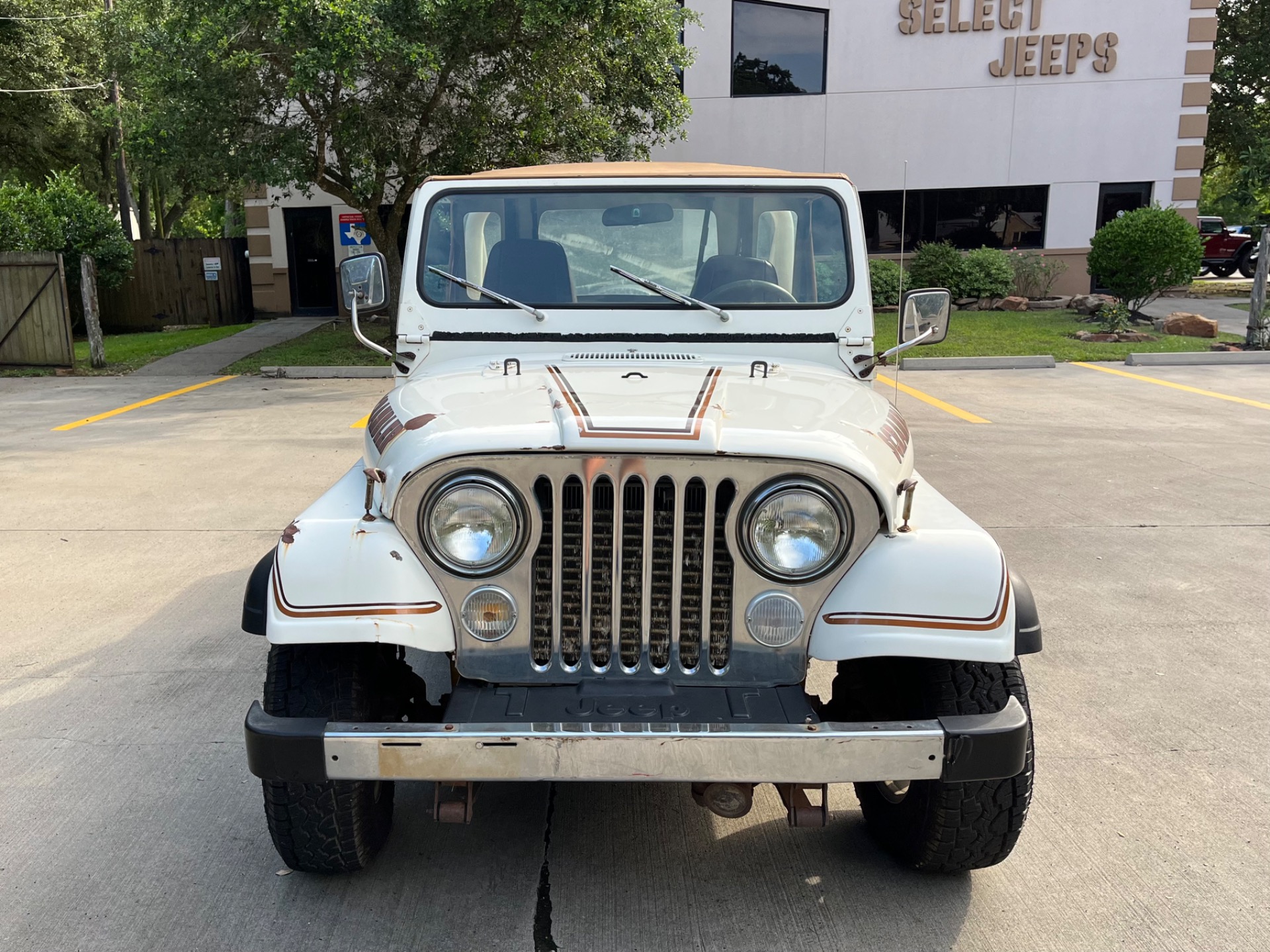 Used-1982-Jeep-Scrambler (1)