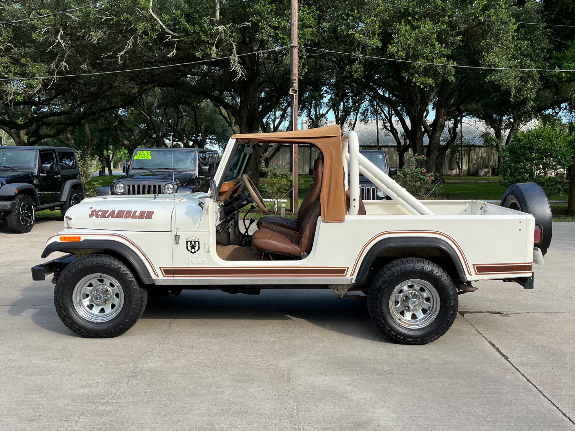 Used-1982-Jeep-Scrambler (3)