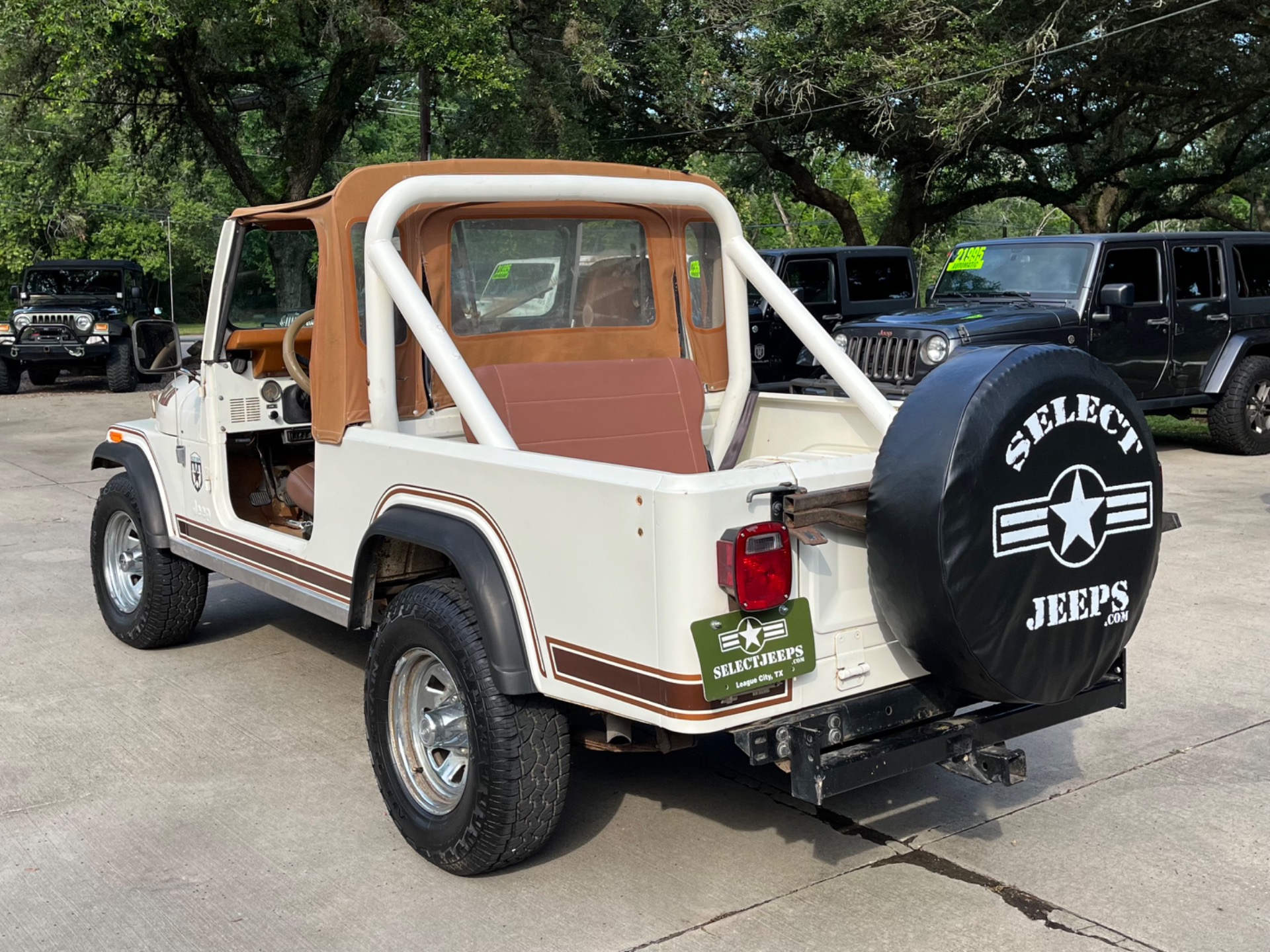 Used-1982-Jeep-Scrambler (4)