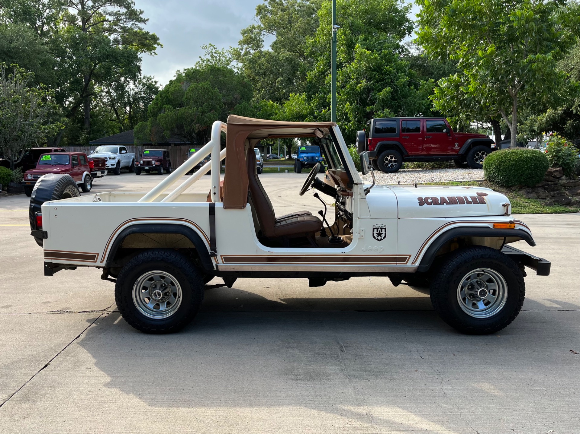 Used-1982-Jeep-Scrambler (8)