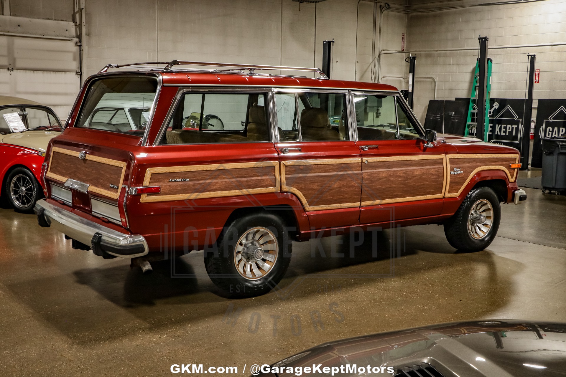 Used-1985-Jeep-Grand-Wagoneer-1747844652 (10)
