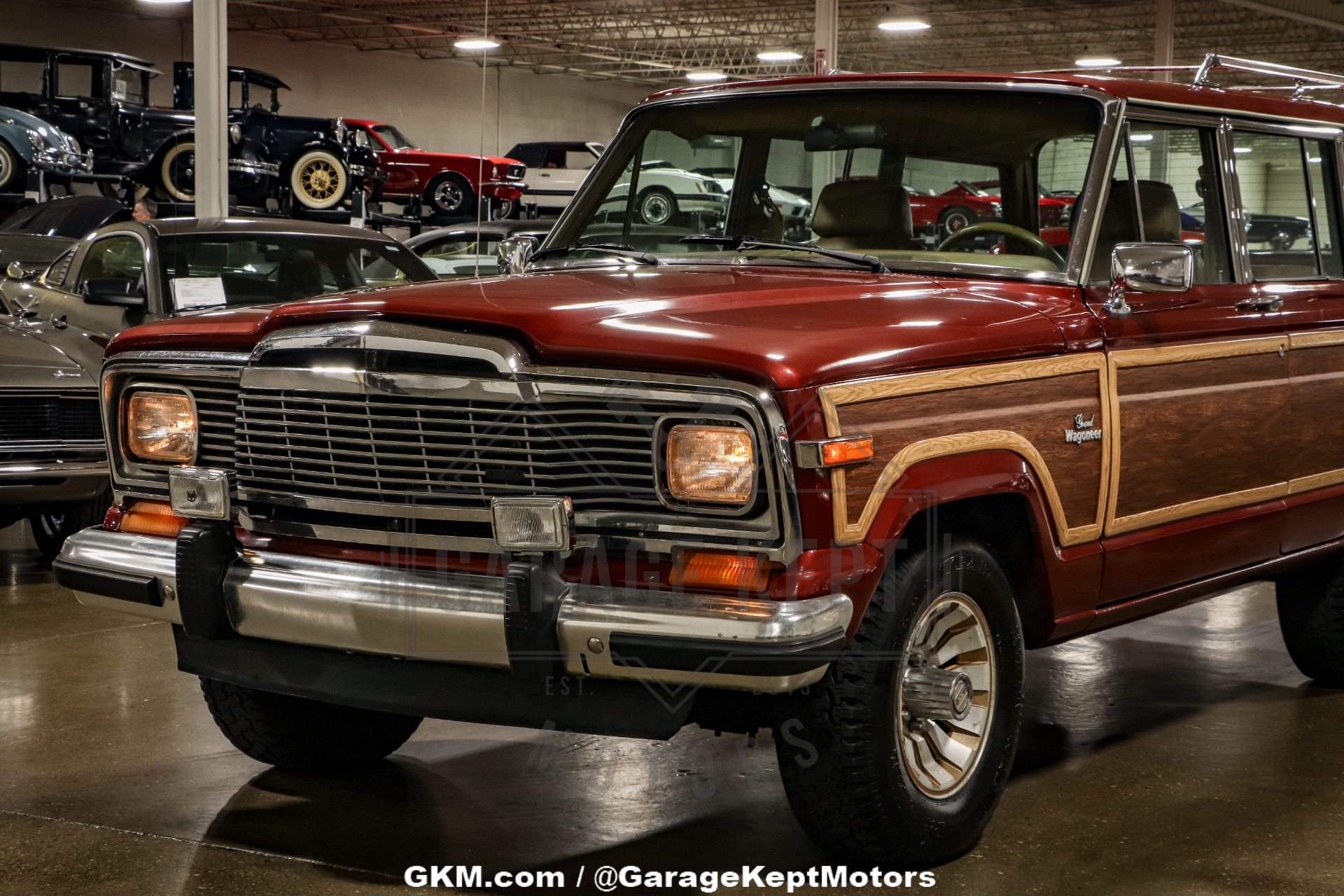 Used-1985-Jeep-Grand-Wagoneer-1747844652 (19)