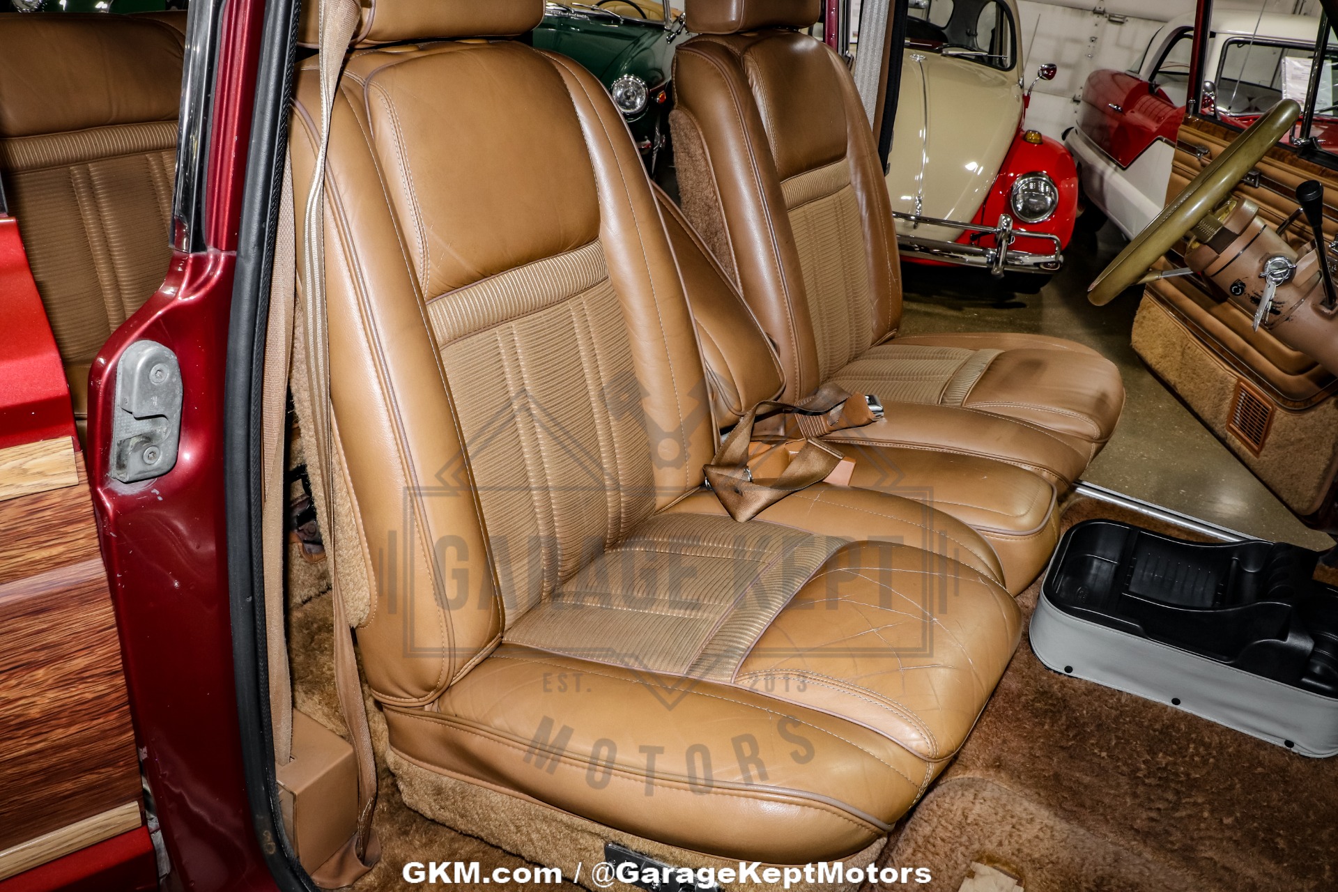 Used-1985-Jeep-Grand-Wagoneer-1747844652 (2)