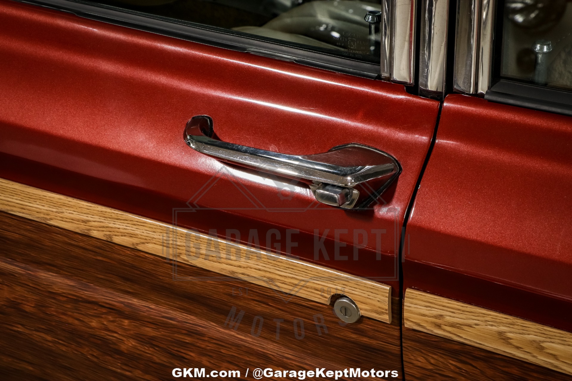Used-1985-Jeep-Grand-Wagoneer-1747844652 (20)
