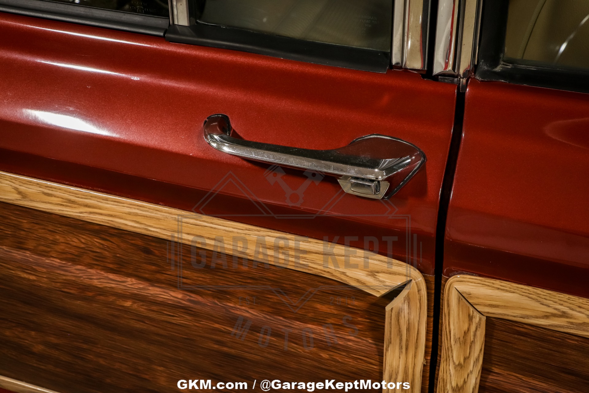 Used-1985-Jeep-Grand-Wagoneer-1747844652 (21)