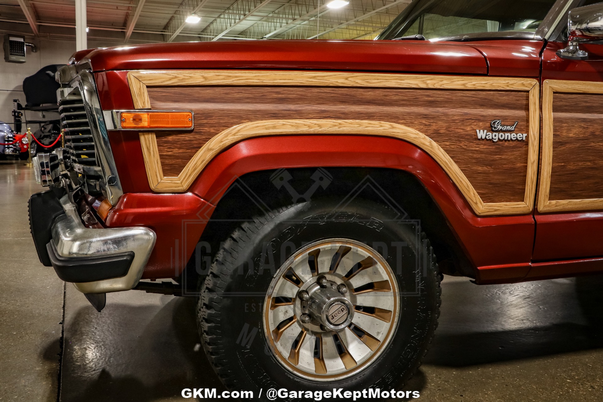 Used-1985-Jeep-Grand-Wagoneer-1747844652 (22)