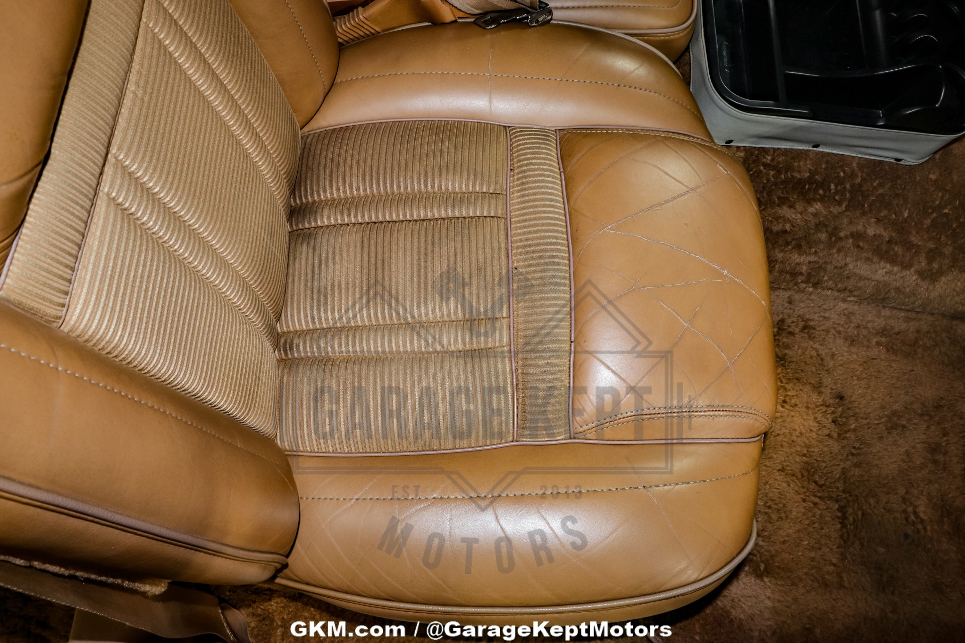 Used-1985-Jeep-Grand-Wagoneer-1747844652 (37)