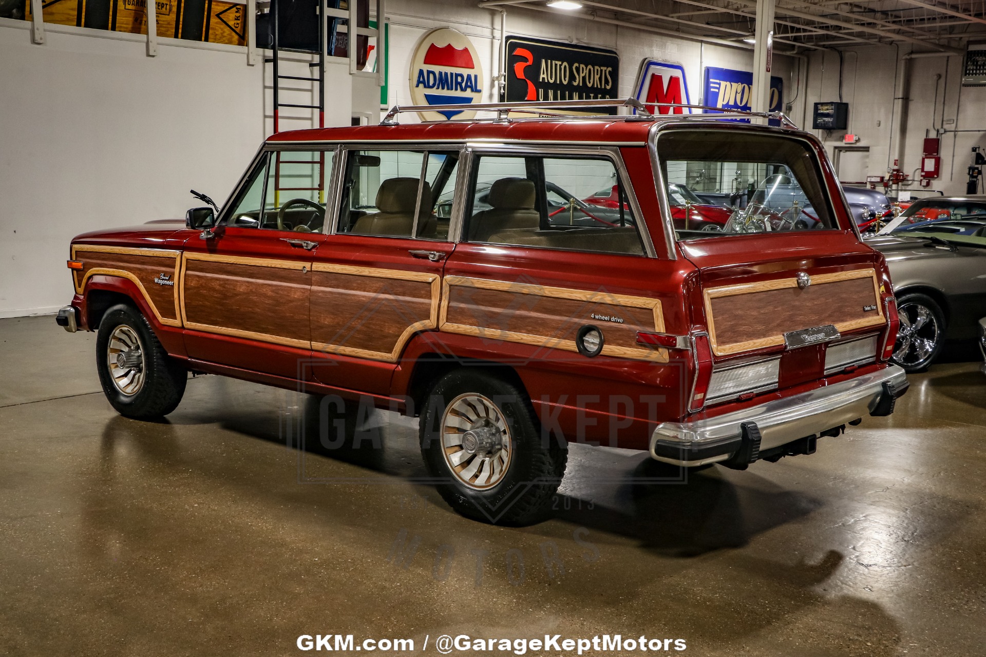 Used-1985-Jeep-Grand-Wagoneer-1747844652 (7)