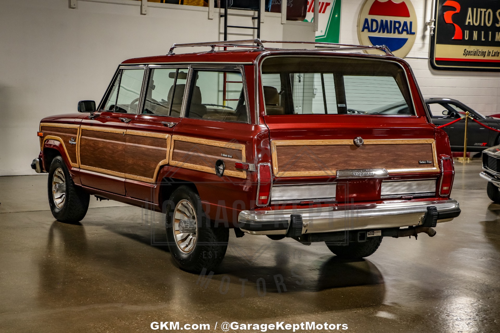 Used-1985-Jeep-Grand-Wagoneer-1747844652 (8)