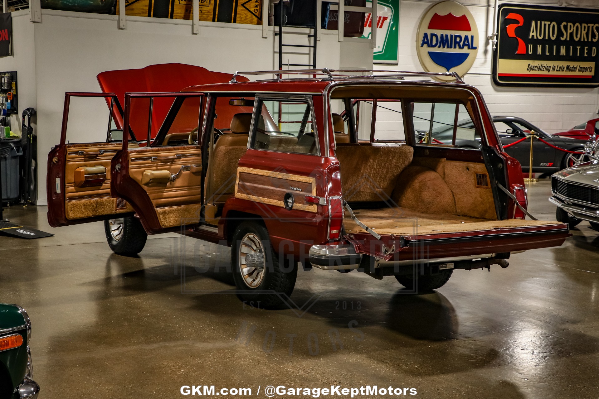 Used-1985-Jeep-Grand-Wagoneer-1747844652